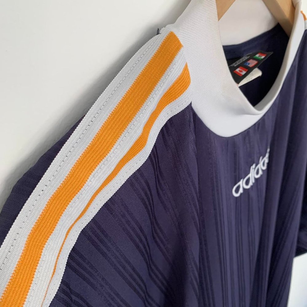 Adidas L - Navy w mustard 3 stripe - crew neck T Shirt